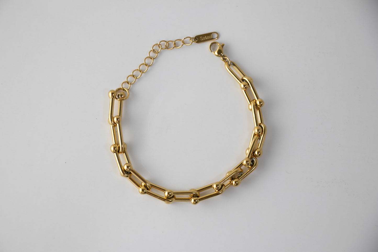 Golden Vibrato Bracelet